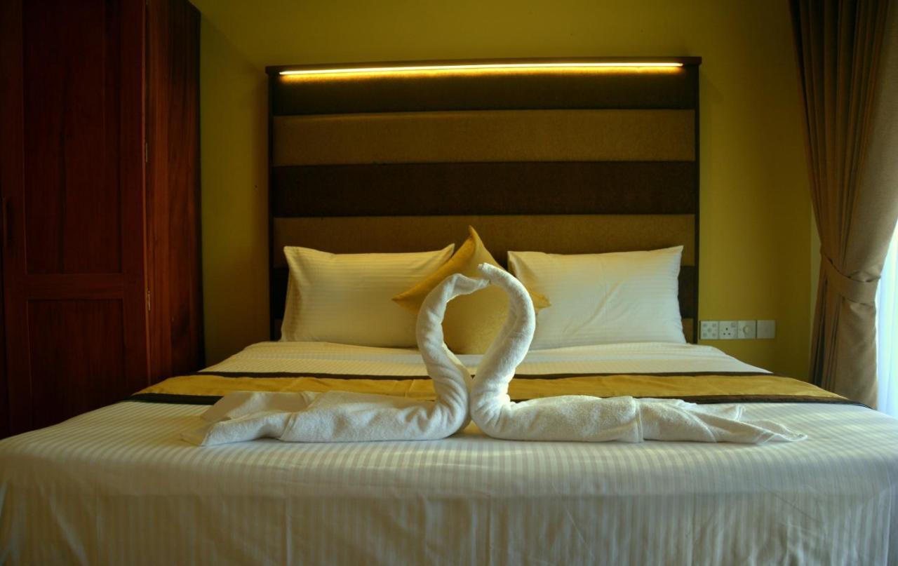 Beach Corridor Hotel&Spa Negombo Buitenkant foto