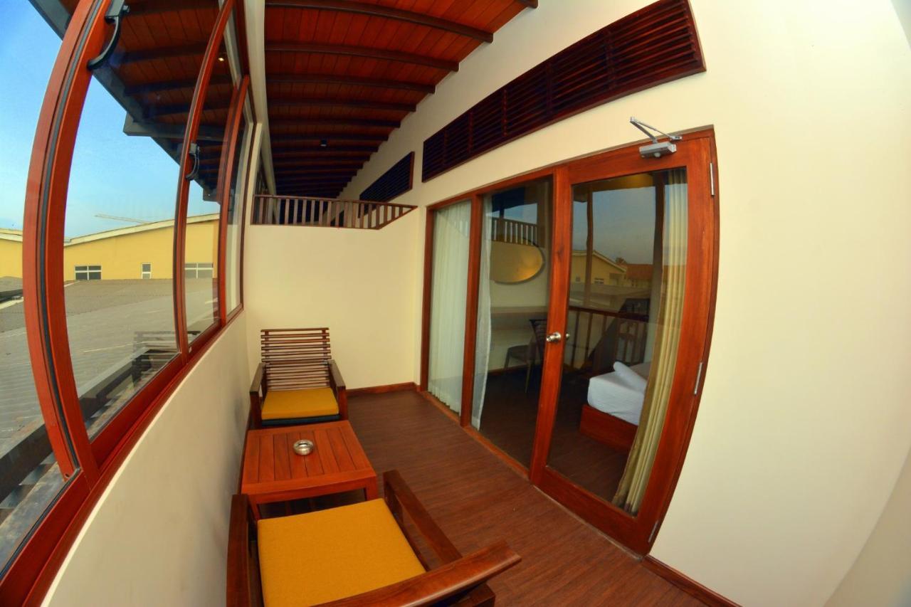 Beach Corridor Hotel&Spa Negombo Buitenkant foto